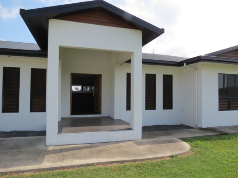 50 Flemington Road, Bowen QLD 4805