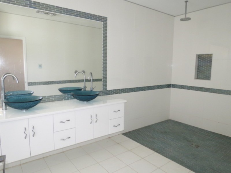 50 Flemington Road, Bowen QLD 4805