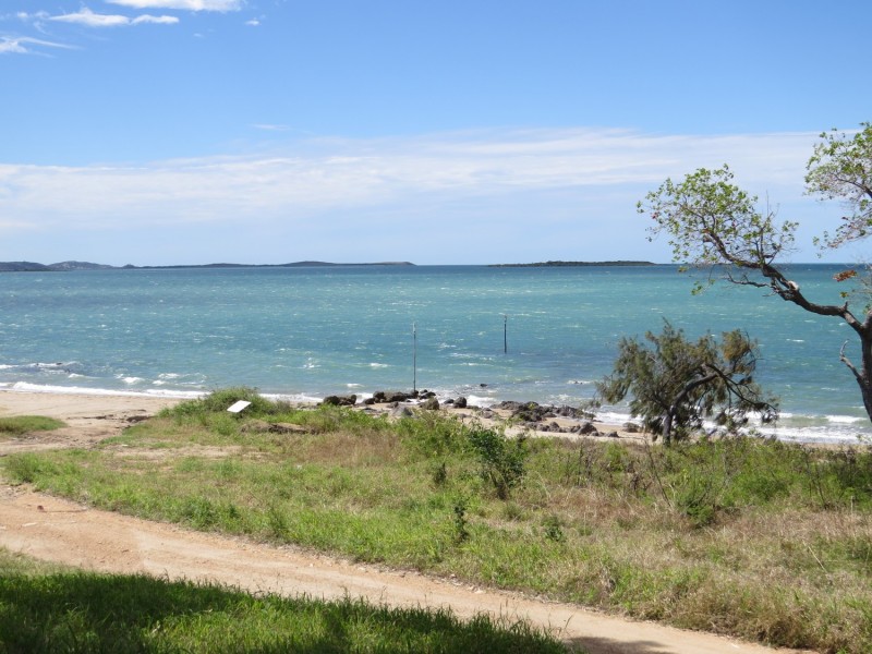 62 Whyte Avenue, Bowen QLD 4805