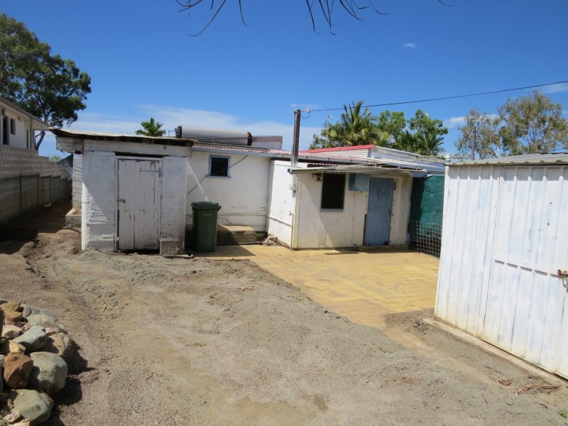 62 Whyte Avenue, Bowen QLD 4805