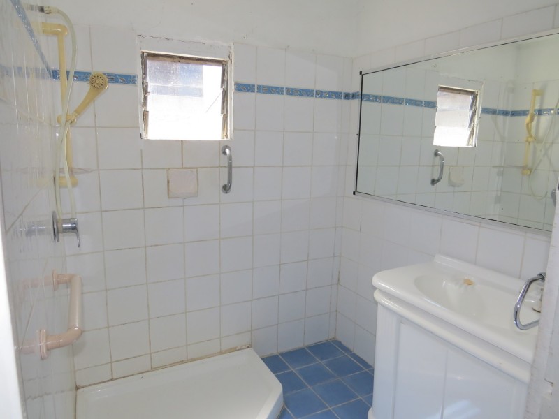 62 Whyte Avenue, Bowen QLD 4805