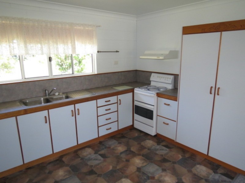 3 Jilletts Lane, Bowen QLD 4805