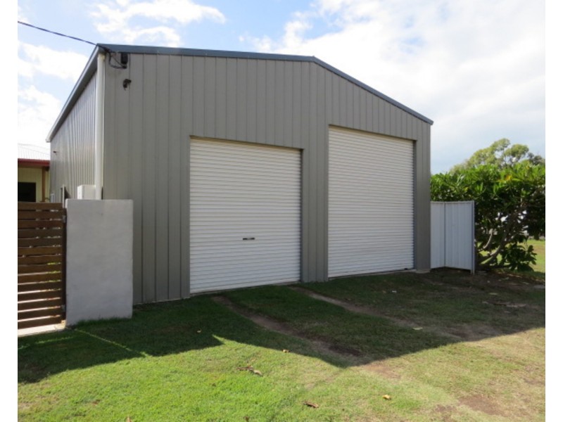 42 Whyte Avenue, Bowen QLD 4805