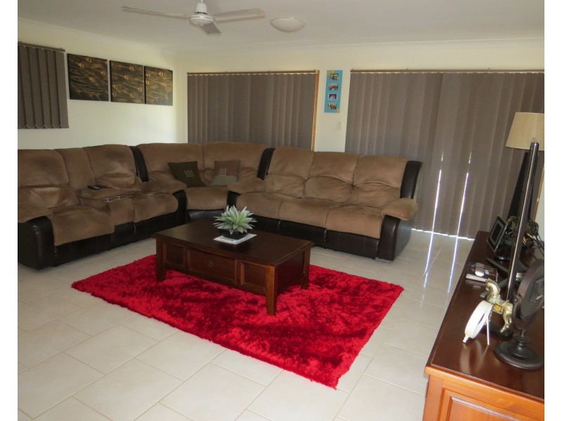 14 Edgecumbe Avenue, Bowen QLD 4805