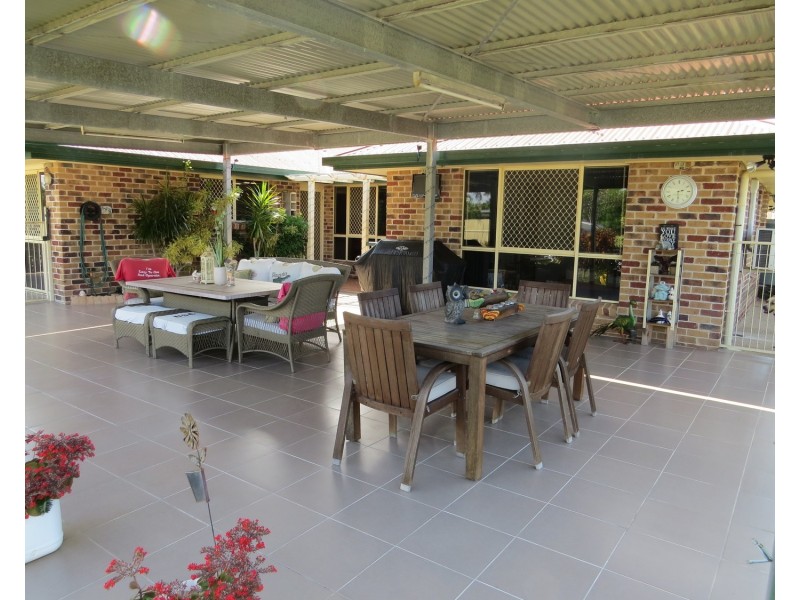 14 Edgecumbe Avenue, Bowen QLD 4805