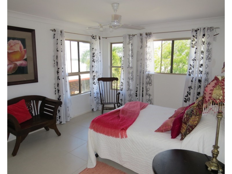 11 Avicennia Street, Bowen QLD 4805