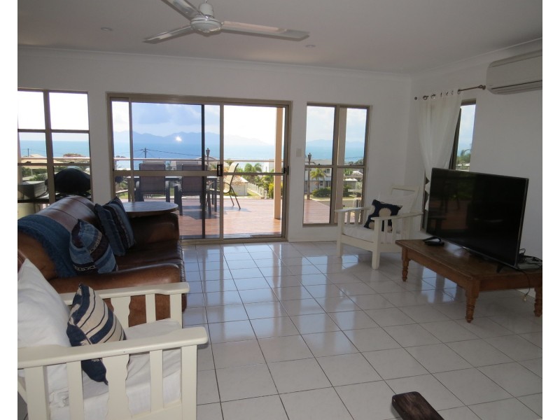 11 Avicennia Street, Bowen QLD 4805