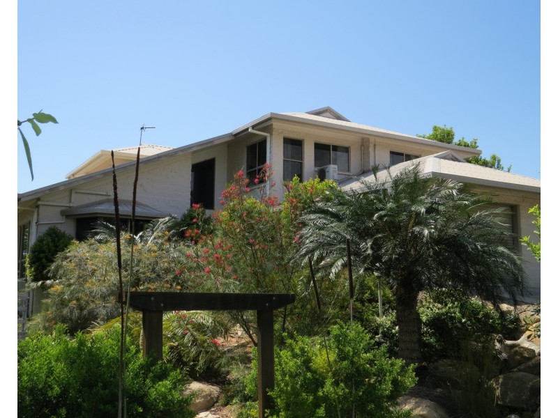 11 Avicennia Street, Bowen QLD 4805