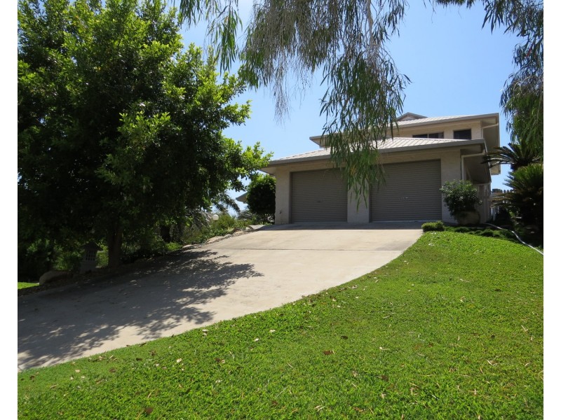 11 Avicennia Street, Bowen QLD 4805
