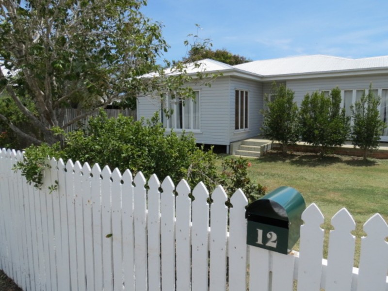 12 Korah Street, Bowen QLD 4805
