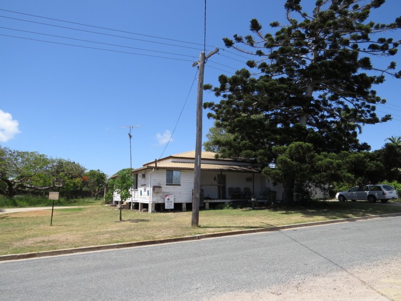 67 Williams Street, Bowen QLD 4805