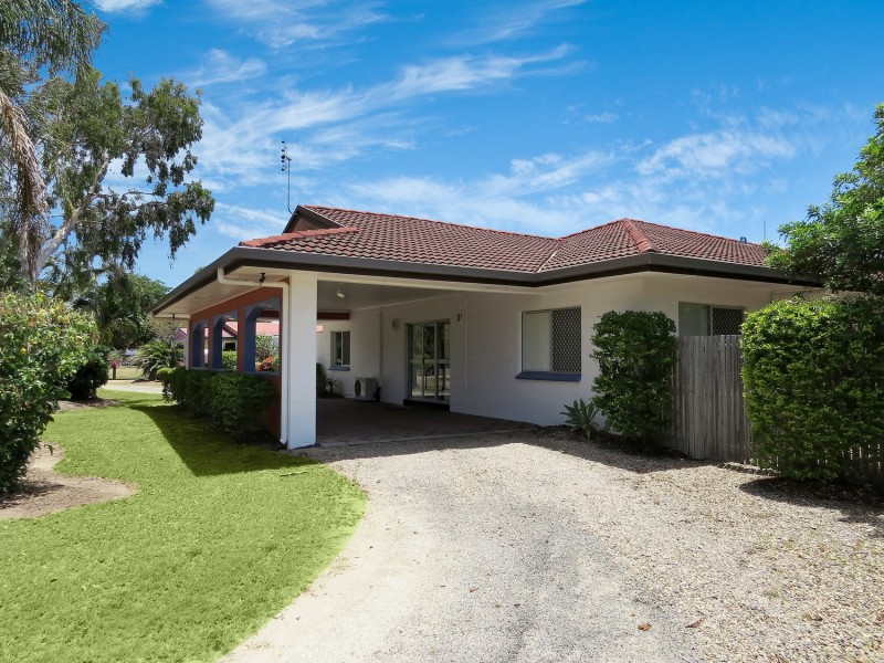 44 Avoca Road, Bowen QLD 4805