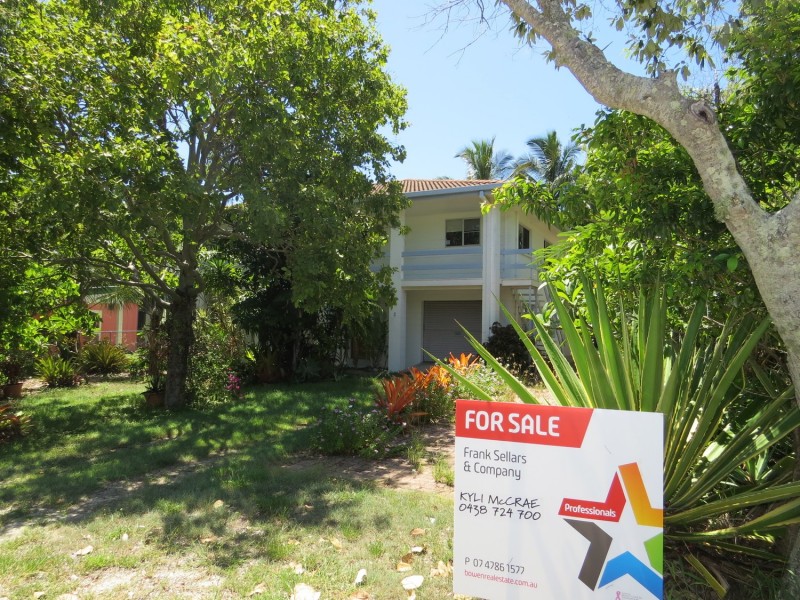 2 Horseshoe Bay Road, Bowen QLD 4805