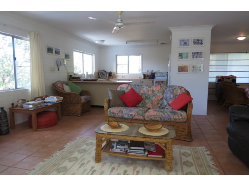 2 Horseshoe Bay Road, Bowen QLD 4805