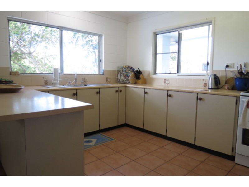 2 Horseshoe Bay Road, Bowen QLD 4805