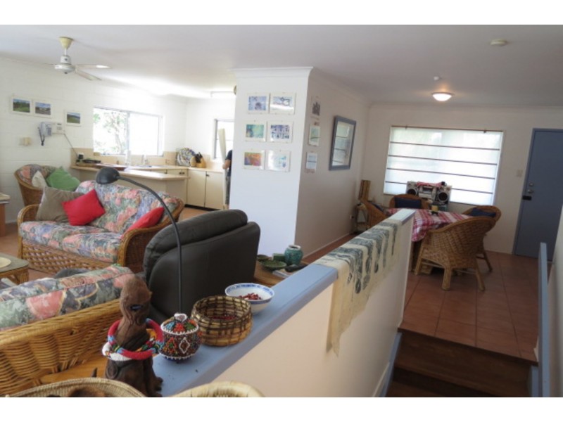 2 Horseshoe Bay Road, Bowen QLD 4805