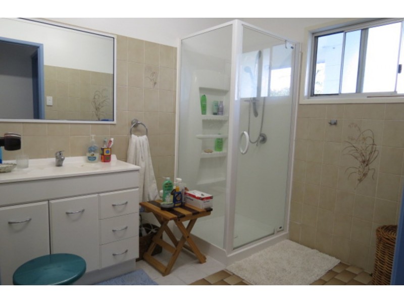 2 Horseshoe Bay Road, Bowen QLD 4805