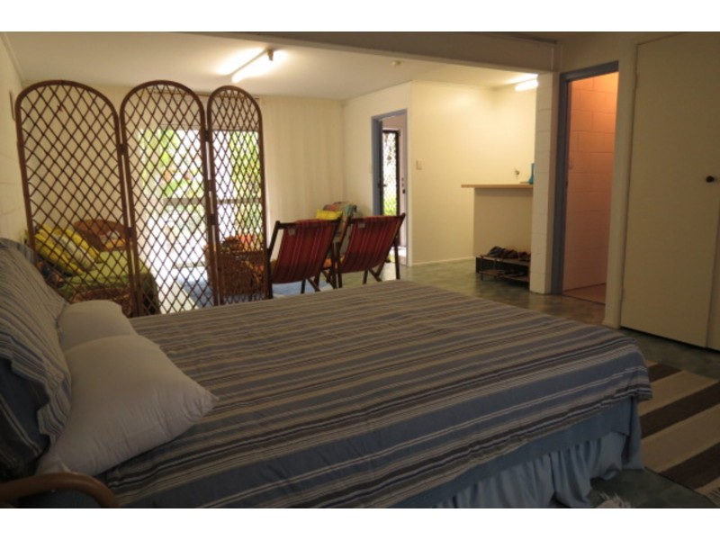 2 Horseshoe Bay Road, Bowen QLD 4805