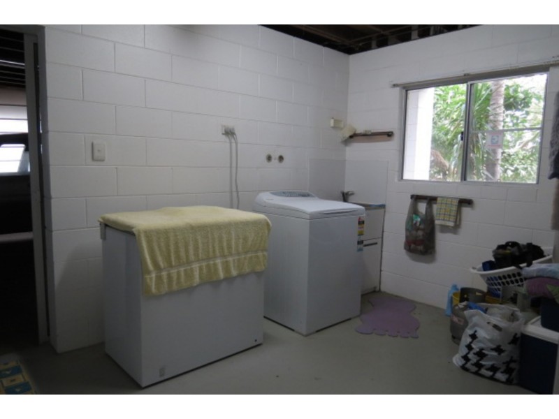 2 Horseshoe Bay Road, Bowen QLD 4805