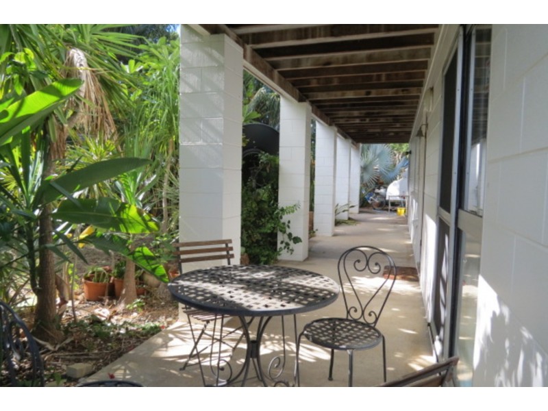 2 Horseshoe Bay Road, Bowen QLD 4805