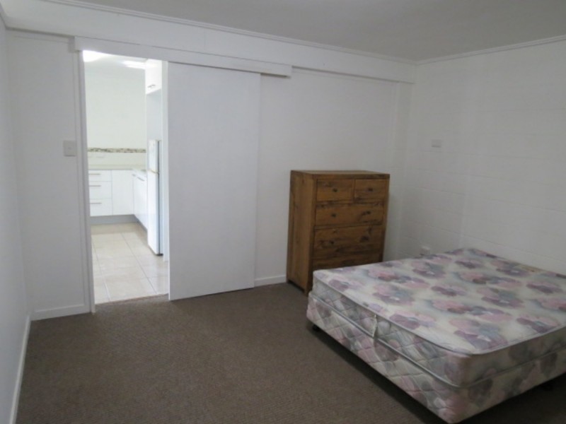 16 Inveroona Road, Bowen QLD 4805