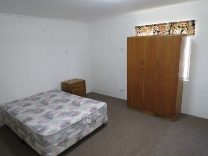 16 Inveroona Road, Bowen QLD 4805