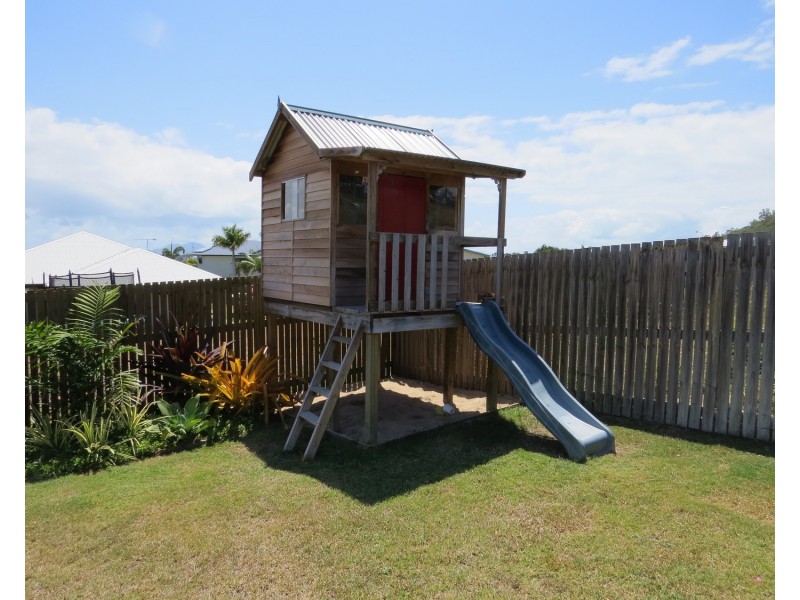 107 Ocean View Drive, Bowen QLD 4805
