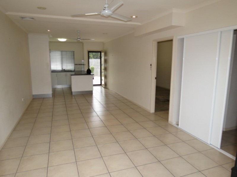 4/34 Poole Street, Bowen QLD 4805