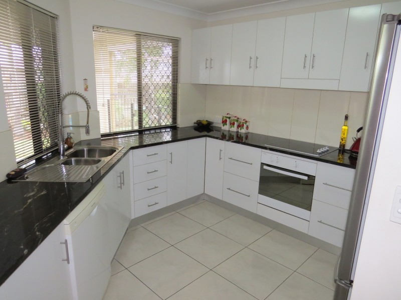 1 Summer Place, Bowen QLD 4805