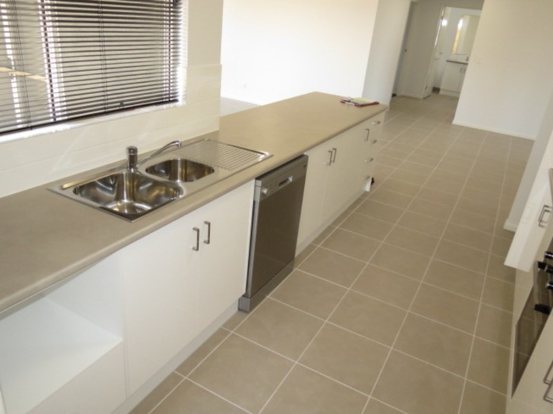 6 Baker Street, Bowen QLD 4805