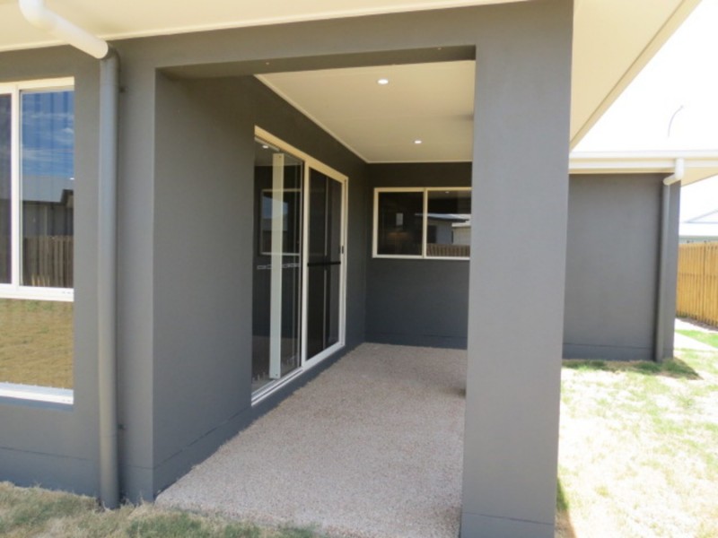 6 Baker Street, Bowen QLD 4805