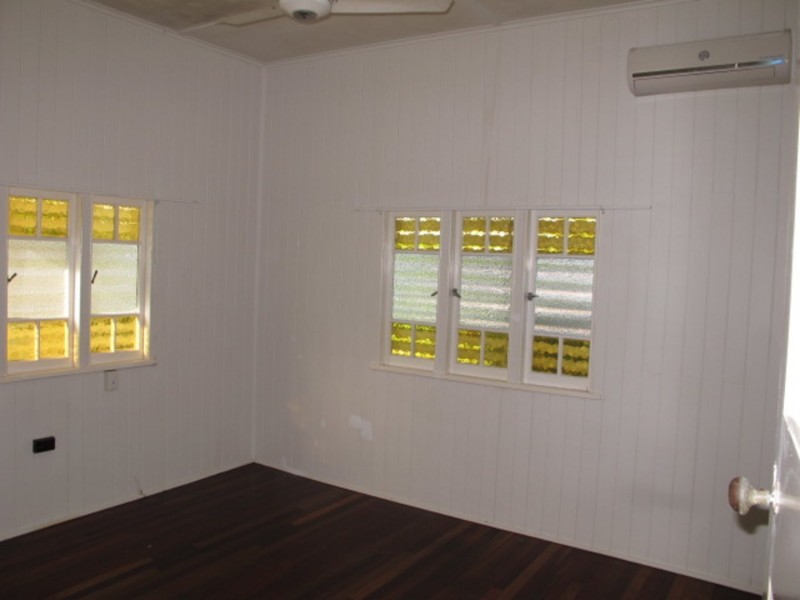 81 Gordon Street, Bowen QLD 4805