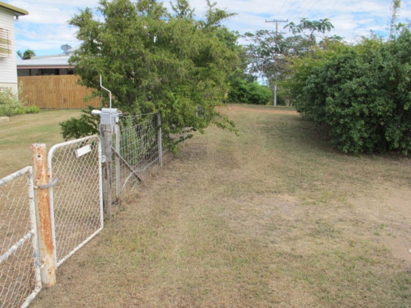 81 Gordon Street, Bowen QLD 4805