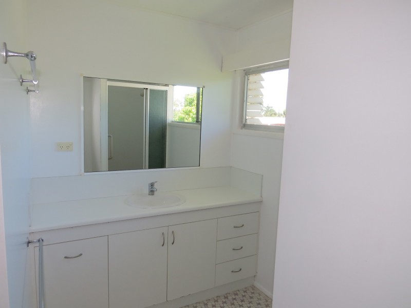 23 Gloucester Street, Bowen QLD 4805