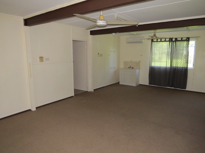23 Gloucester Street, Bowen QLD 4805