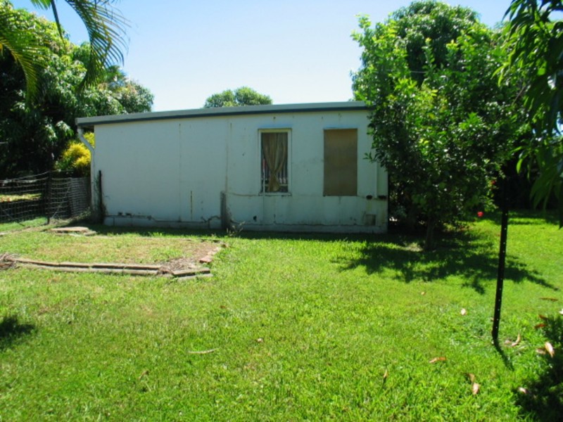 23 Gloucester Street, Bowen QLD 4805