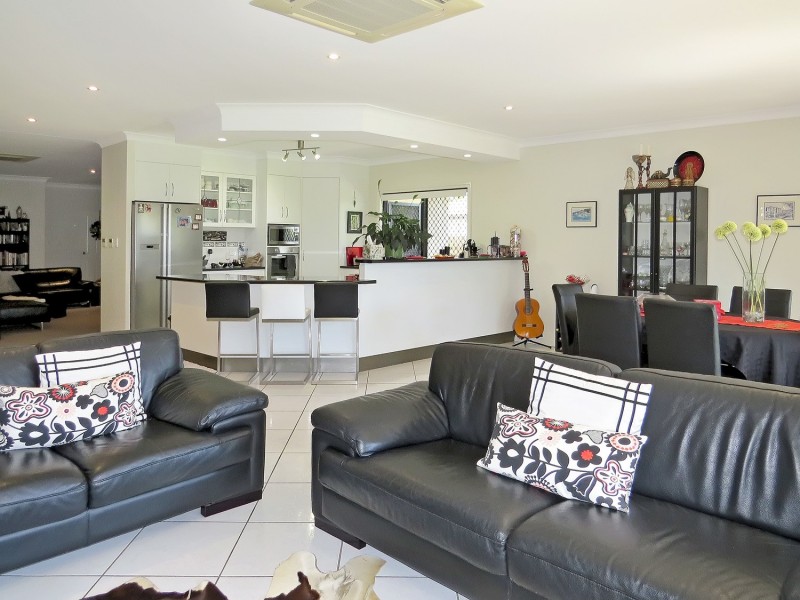 10 Kirkpatrick Court, Bowen QLD 4805