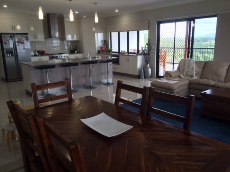 19 Harbour View Terrace, Bowen QLD 4805