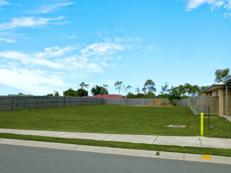 10 Banks Drive, Bowen QLD 4805