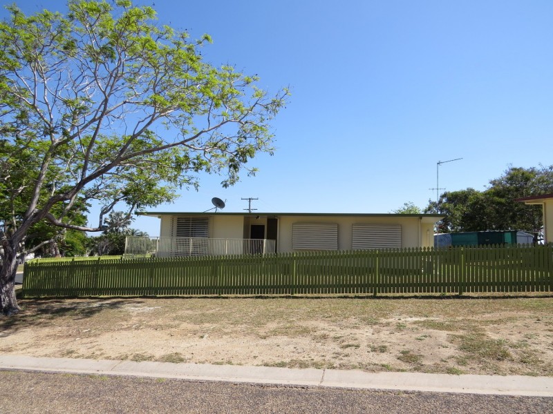 12 Sunset Crescent, Bowen QLD 4805