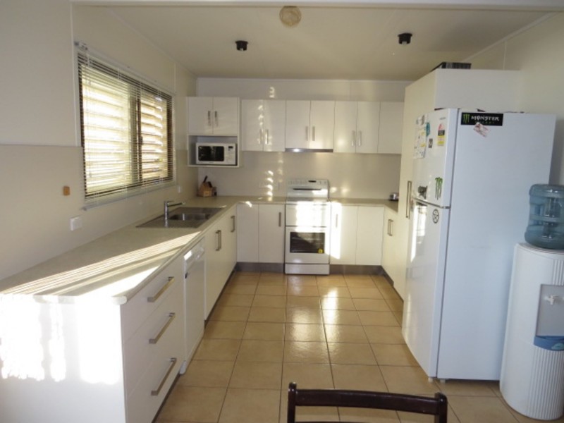 12 Sunset Crescent, Bowen QLD 4805