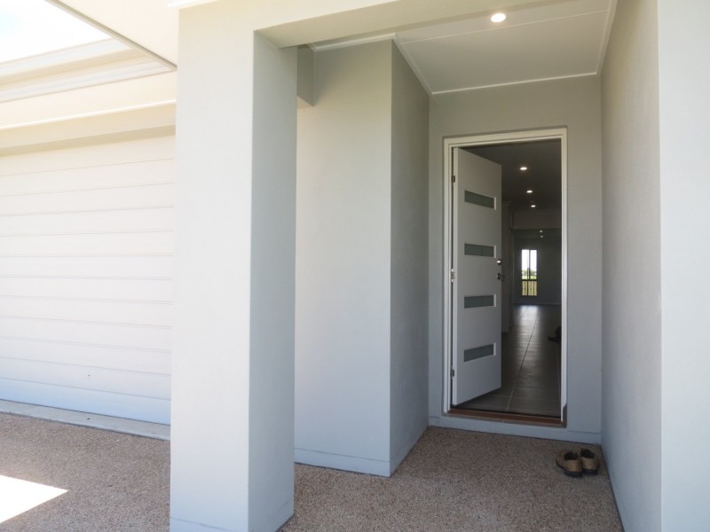 25 Duke Street, Bowen QLD 4805