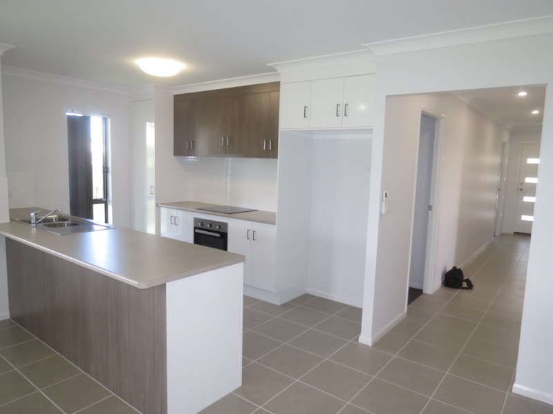 25 Duke Street, Bowen QLD 4805