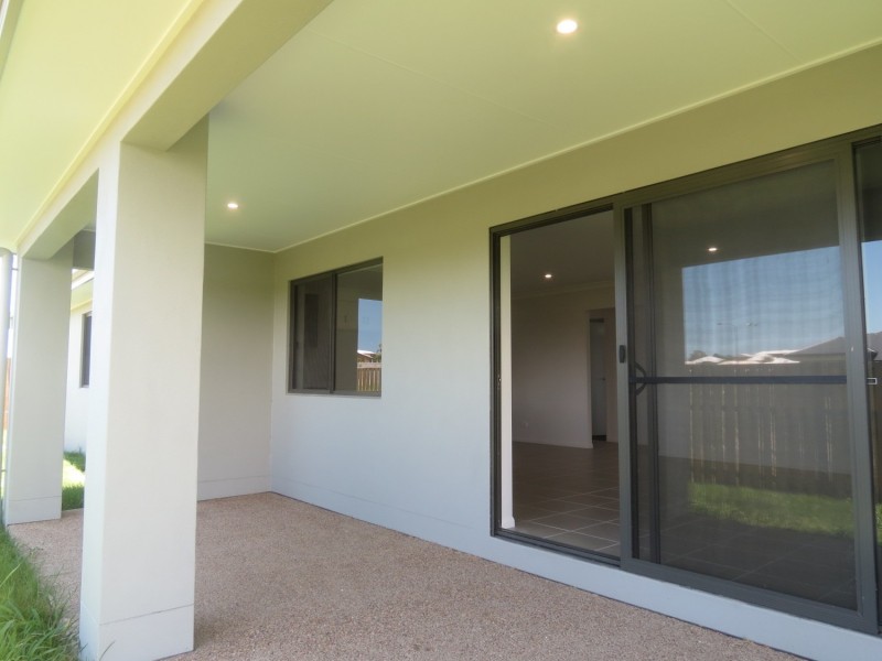 25 Duke Street, Bowen QLD 4805