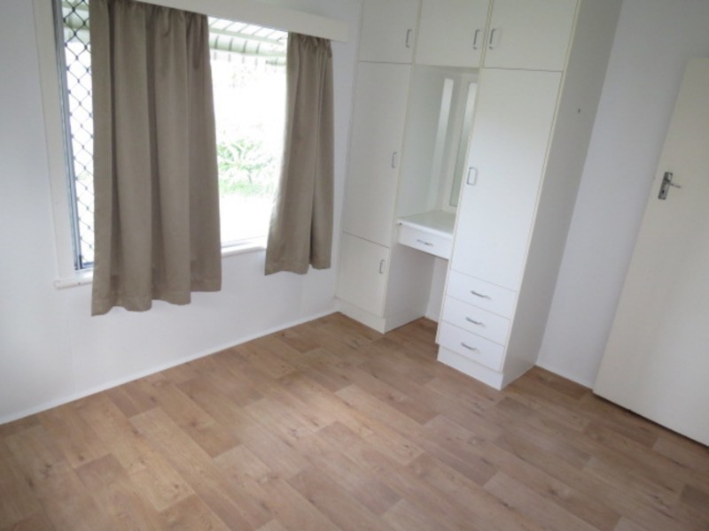 33 Sinclair Street, Bowen QLD 4805