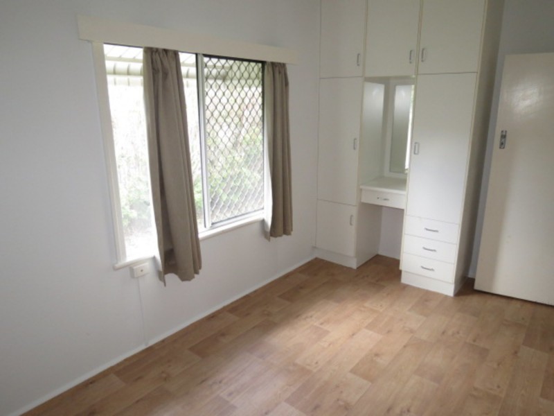 33 Sinclair Street, Bowen QLD 4805