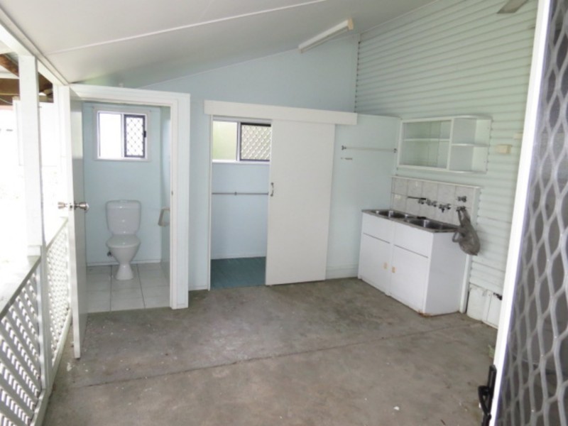 33 Sinclair Street, Bowen QLD 4805