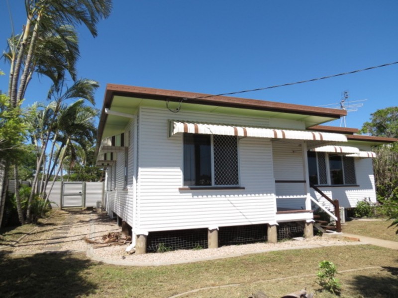 33 Sinclair Street, Bowen QLD 4805