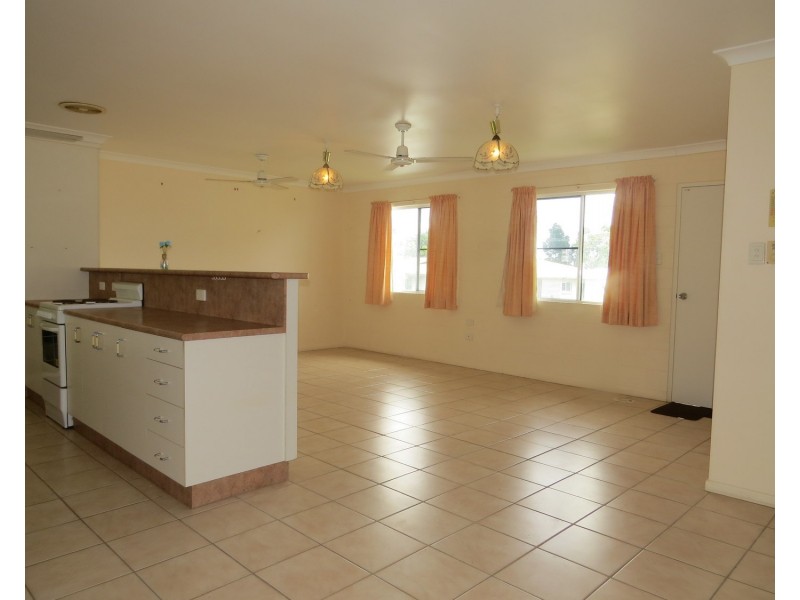 8/30 John Street, Bowen QLD 4805
