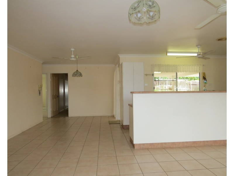 8/30 John Street, Bowen QLD 4805